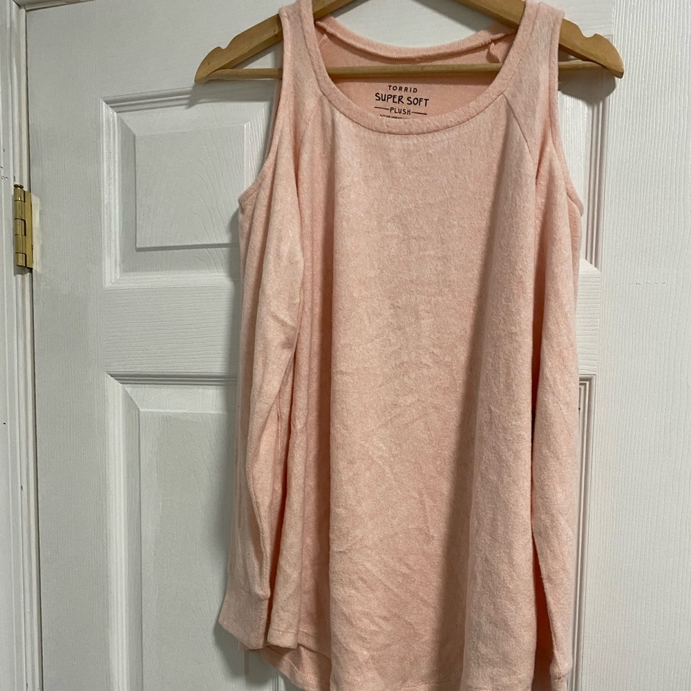 NWT Soft plush Long sleeve sweater by Torrid size M/L